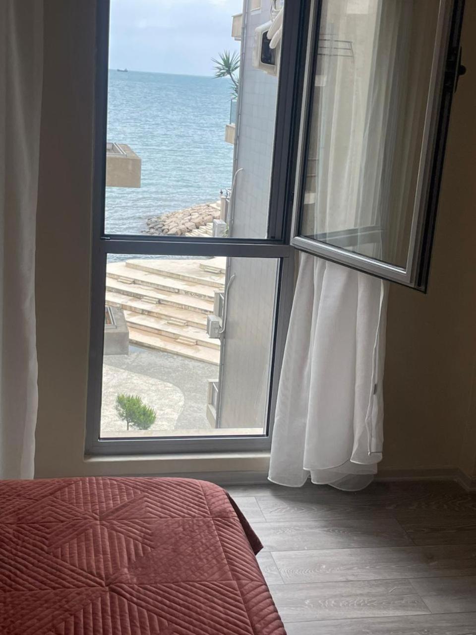 Hotel Nais Beach Durrës Exterior foto
